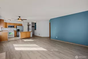 8833 1st St NE, Lake Stevens, WA 98258 - Photo 6