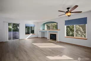 8833 1st St NE, Lake Stevens, WA 98258 - Photo 8