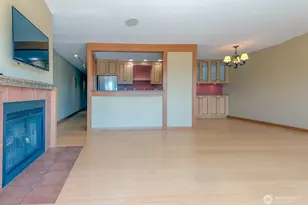 125 Madison Ave N, Bainbridge Island, WA 98110 - Photo 4