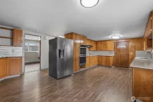 702 E 51st St, Tacoma, WA 98404 - Photo 8