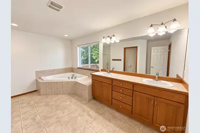 4223 144th Street SW, Lynnwood, WA 98087 - Photo 24