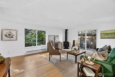 8609 25th Avenue SW #B, Seattle, WA 98106 - Photo 4