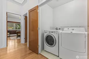 14702 NE 51st St, Bellevue, WA 98007 - Photo 30