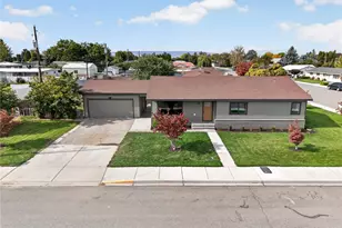 903 6th Ave SE, Quincy, WA 98848 - Photo 2