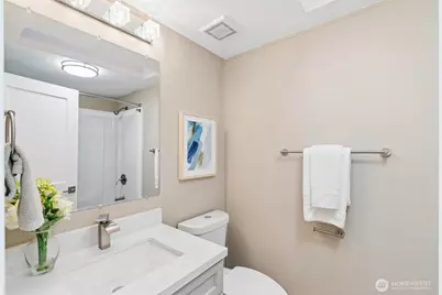 17125 Woodcrest Drive NE, Bothell, WA 98011 - Photo 18