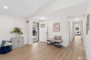 17125 Woodcrest Dr NE, Bothell, WA 98011 - Photo 14