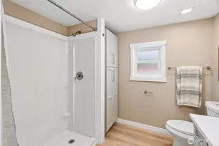 17125 Woodcrest Dr NE, Bothell, WA 98011 - Photo 22