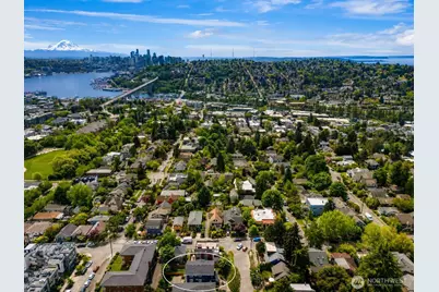 4206 Dayton Avenue N, Seattle, WA 98103 - Photo 28
