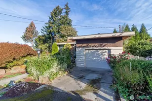 1210 N 33rd Pl, Renton, WA 98056 - Photo 4