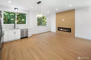 2652 B NW 95th St, Seattle, WA 98117 - Photo 2
