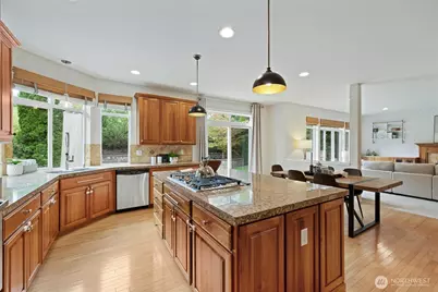 7717 Greenridge Court SE, Snoqualmie, WA 98065 - Photo 14