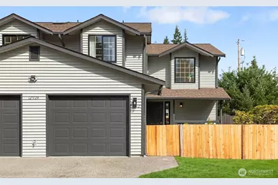 12924 51st Avenue NE #B, Marysville, WA 98271 - Photo 2