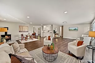 10024 Angeline Rd E, Bonney Lake, WA 98391 - Photo 8