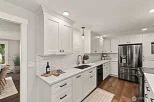 10024 Angeline Rd E, Bonney Lake, WA 98391 - Photo 12