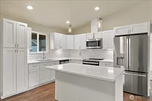 405 Ridgewood Dr, Manson, WA 98831 - Photo 8