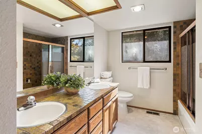 405 140th Avenue NE, Bellevue, WA 98005 - Photo 28