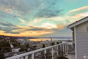 2522 Rucker Ave, Everett, WA 98201 - Photo 2
