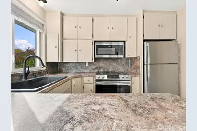 7637 Tacoma Avenue S, Tacoma, WA 98408 - Photo 12