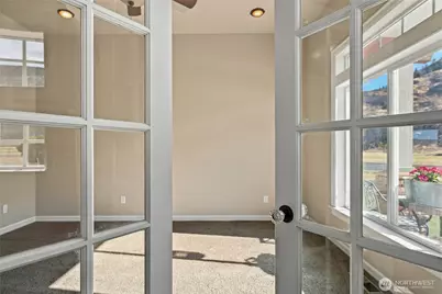 55776 Bay Area Drive NE, Electric City, WA 99123 - Photo 12