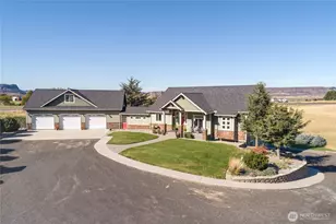 55776 Bay Area Dr NE, Electric City, WA 99123 - Photo 1
