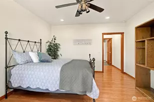 55776 Bay Area Dr NE, Electric City, WA 99123 - Photo 28