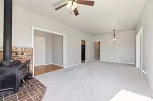 1215 8th Ave NW, Puyallup, WA 98371 - Photo 6