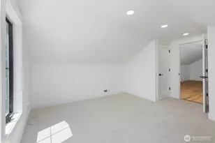 7743 Seward Park Ave S, Seattle, WA 98118 - Photo 24