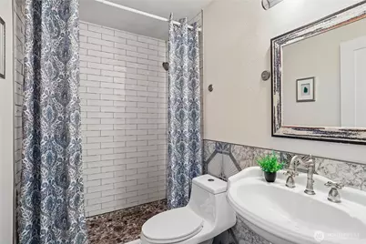 13271 15th Avenue NE #B13, Seattle, WA 98125 - Photo 14