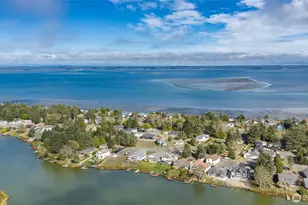 597 Blue Wing Loop SE, Ocean Shores, WA 98569 - Photo 6