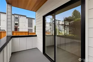 3638 Greenwood Ave N, Seattle, WA 98103 - Photo 12
