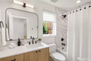 3638 Greenwood Ave N, Seattle, WA 98103 - Photo 6
