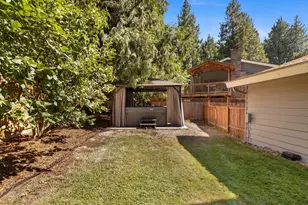 19310 1st Ave SE, Bothell, WA 98012 - Photo 34