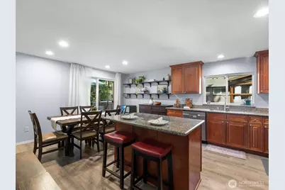 19310 1st Avenue SE, Bothell, WA 98012 - Photo 14
