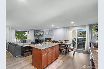 19310 1st Avenue SE, Bothell, WA 98012 - Photo 16