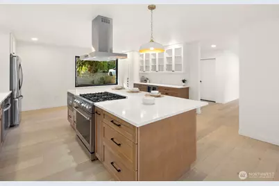 16040 36th Avenue NE, Lake Forest Park, WA 98155 - Photo 12