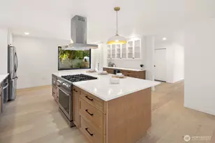 16040 36th Ave NE, Lake Forest Park, WA 98155 - Photo 12