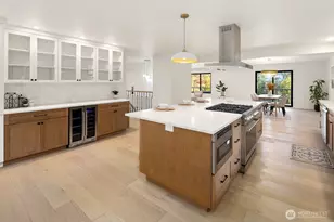 16040 36th Ave NE, Lake Forest Park, WA 98155 - Photo 10