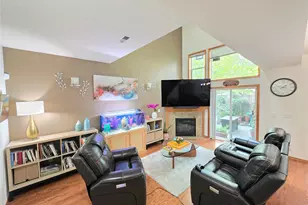 18866 108th Ln SE, Renton, WA 98055 - Photo 4