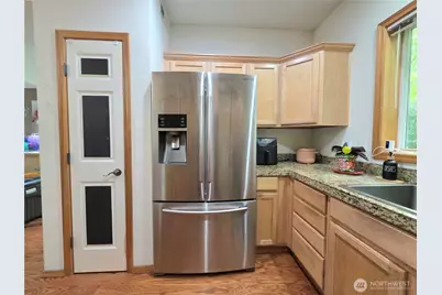 18866 108th Lane SE, Renton, WA 98055 - Photo 12