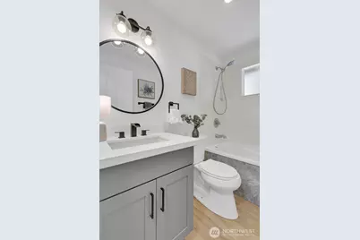 20915 W Richmond Road, Bothell, WA 98021 - Photo 26