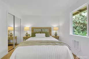 20915 W Richmond Rd, Bothell, WA 98021 - Photo 24