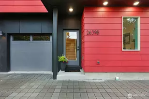 2639 41st Ave SW, Seattle, WA 98116 - Photo 2