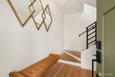 4206 Dayton Avenue N, Seattle, WA 98103 - Photo 6