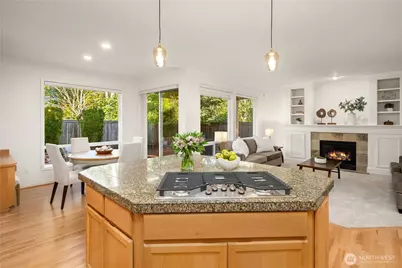 27022 SE 13th Street, Sammamish, WA 98075 - Photo 14