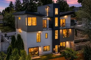 9215 22nd Ave SW, Seattle, WA 98106 - Photo 2