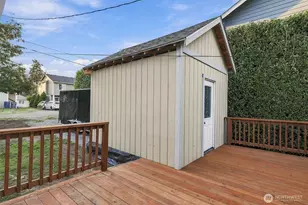 303 G St SE, Auburn, WA 98002 - Photo 12