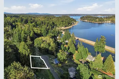 151 E Barbary Drive, Grapeview, WA 98546 - Photo 4