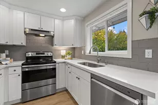 23007 63rd Ave W, Mountlake Terrace, WA 98043 - Photo 10