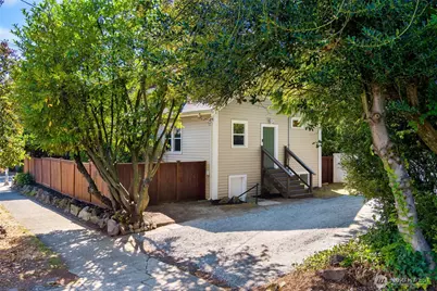 256 NE 50th Street, Seattle, WA 98105 - Photo 40