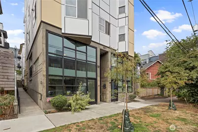 1811 20th Avenue, Seattle, WA 98122 - Photo 2
